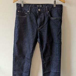 Uniqlo Men's dark wash jeans
